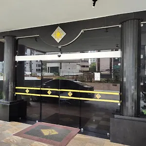 https://boa-viagem-flats-apto-201.hotels-in-recife.com